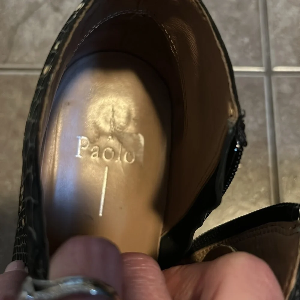 Paolo side zip wedge booties. Snake skin pattern black and gold - Picture 5 of 6